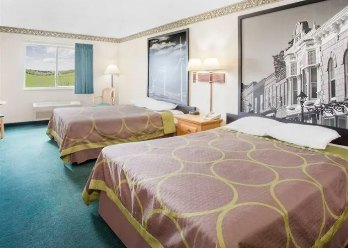 Hotel Burgundy &