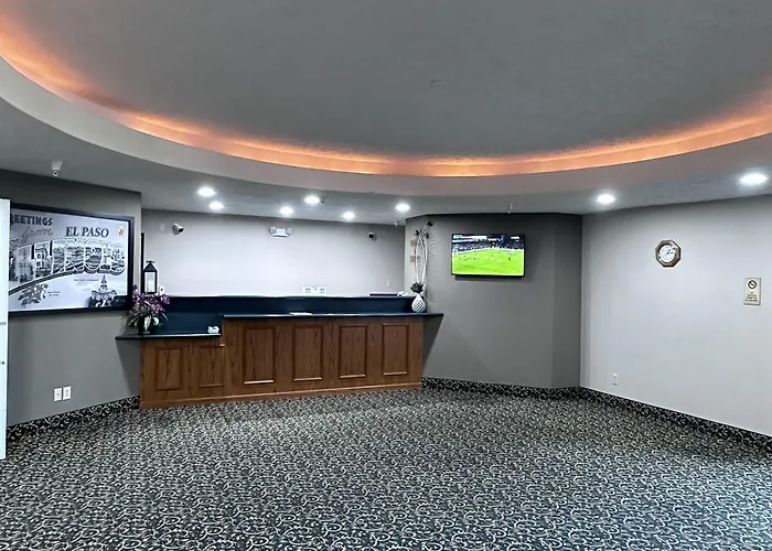 Hotel Burgundy & 2*